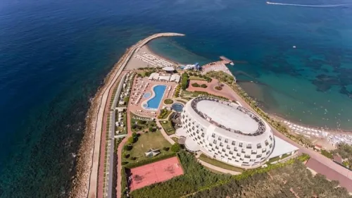 Gold Island Hotel oteline ait görüntü